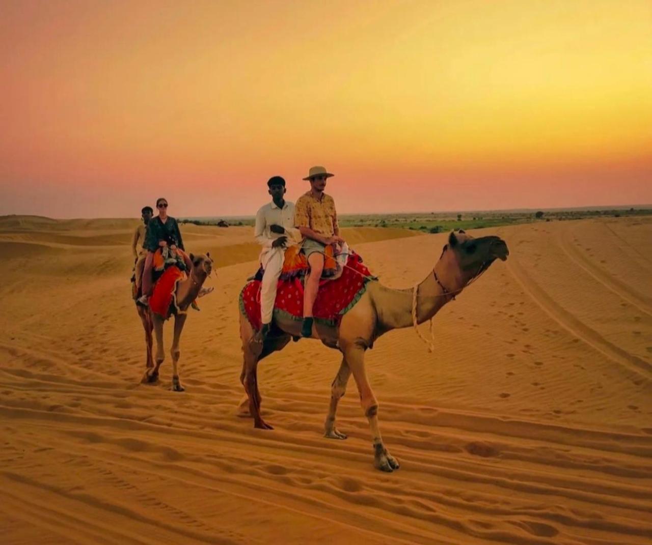 The Saffron Desert Camp Jaisalmer Esterno foto